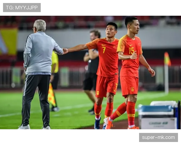 艾克森高位跑动如何有效撕开防线并提升进攻威胁